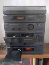 SONY   LBT-V102  STEREO HiFi -CD, TURNTABLE & TAPE PLAYER, speakers & brackets