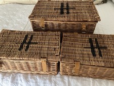 Harrods Hamper Wicker Picnic Basket with Leather Straps 50x33x25cm