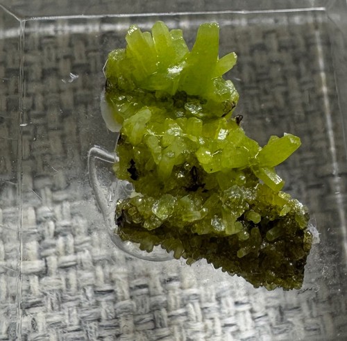 Pyromorphite crystal specimen - pyromorphite,