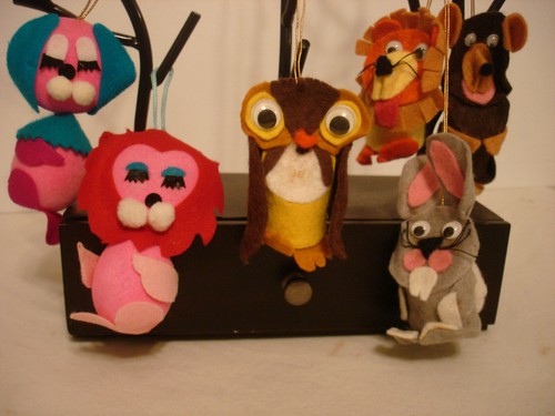 Lot vintage felt - of,