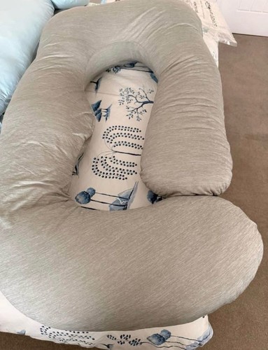 Momcozy pregnancy pillow with - momcozy,