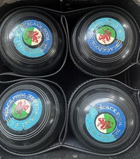 Set Of 4 Vintage Greenmaster Pro Line Lawn Bowls Size 1 With Carry bag