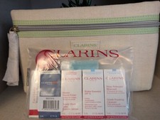 Clarins Gift Set - 8 Beauty Products & bag.