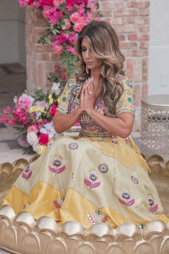 Haldi lehenga custom - lehenga, –
