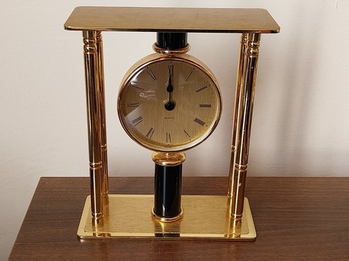 Desk table clock - table, mantle