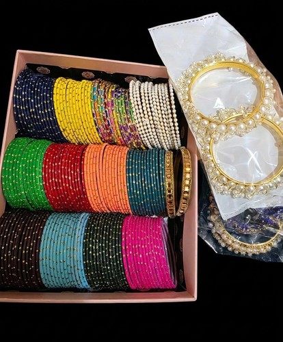 Indian metal bangles - +, pearl