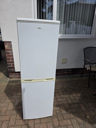 Logik lfc50w12 fridge - logik,