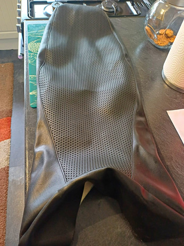 Honda blackbird seat cover - honda,