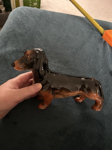 Beswick dachshund standing - beswick,