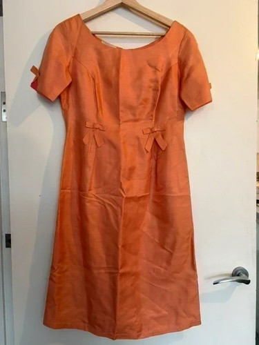 Vintage 1960s apricot - , coral