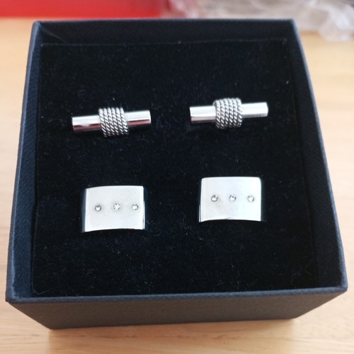 Two pairs cufflinks - pairs, of