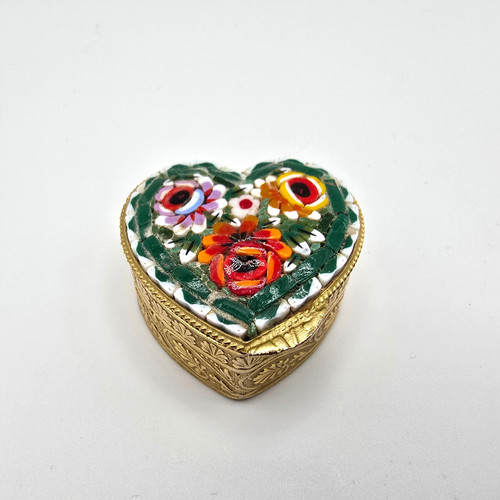 Vintage heart brass gold - vintage, brass/gold