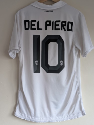 Juventus 2010 away shirt - 2010/11,