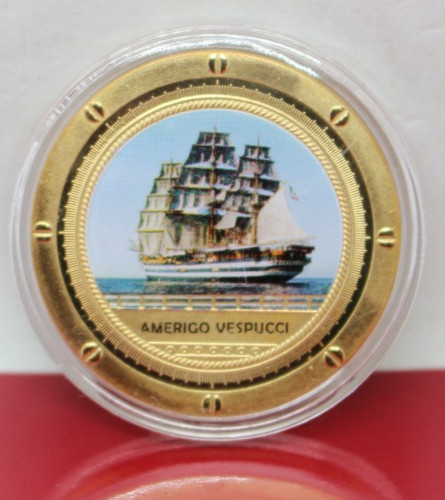Gold plated medal medallion - gold,