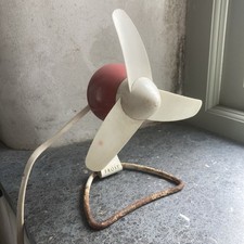 Vintage retro shabby chic small desk fan by Frost - 1950s 1960s