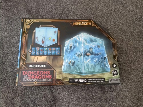 Hasbro dungeons dragons - &,