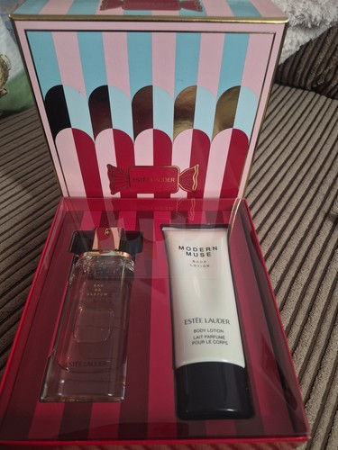 Estee lauder modern - lauder, muse