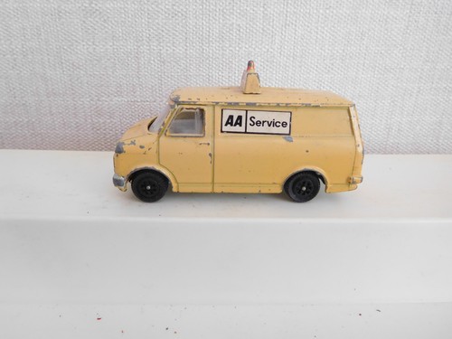 Dinky toys bedford van - bedford,