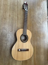 Gewa Pro Arte GC75A Solid Top 3/4 Sized Classical Guitar And Padded Gig Bag