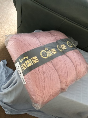 Wendy aran with wool rose - with,