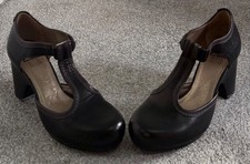 CLARKS LADIES BLACK LEATHER