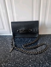 DKNY~Black Adjustable Belt