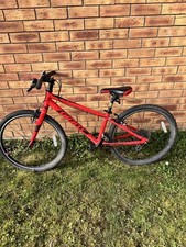Giant ARX 24 Kids Bike Red