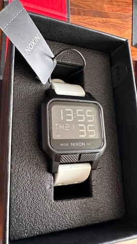 Nixon heat digital watch - nixon,