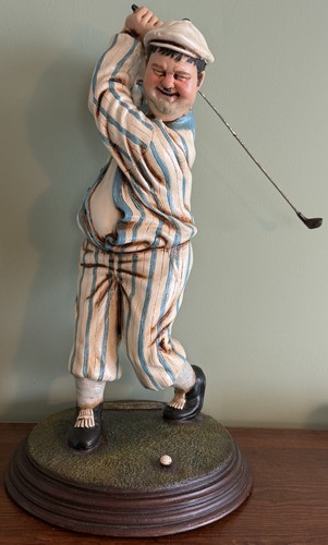 Hardy resin golfing - hardy, statue