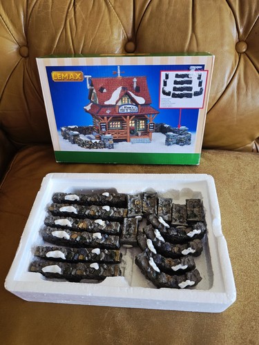 Lemax christmas village - lemax,