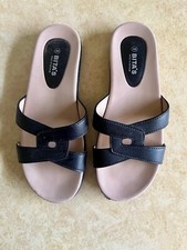 CASUAL LADIES SLIPPERS