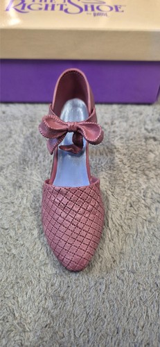 Just the right - shoe, "blush"