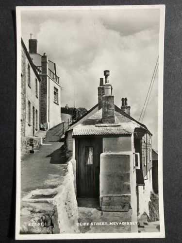 Cliff street mevagissey - cliff, street,