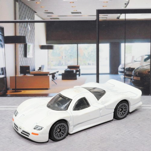 Hot wheels nissan - hot, gt1