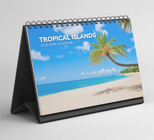 Tropical Islands Desk Calendar 2026-2027: Standing Flip Desktop Calendar
