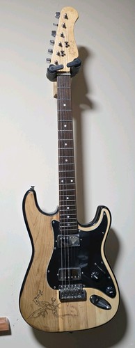 Strat type guitar - strat,