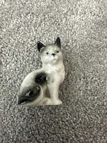 Vintage porcelain cat figurine - cat,