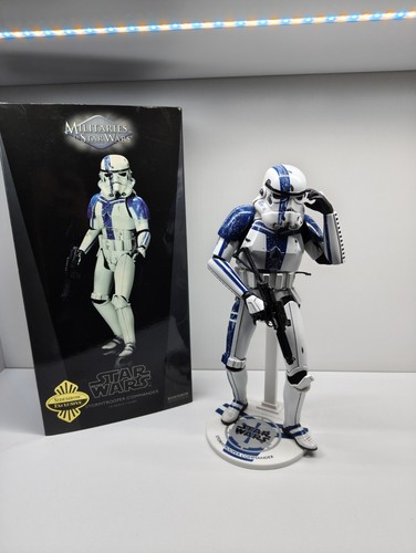 Sideshow collectibles star - collectibles,