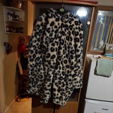 Oversized Hoodie Blanket M/L