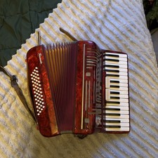 Recanati vintage red accordion - vintage,