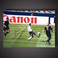 England - Paul Gascoigne Hand