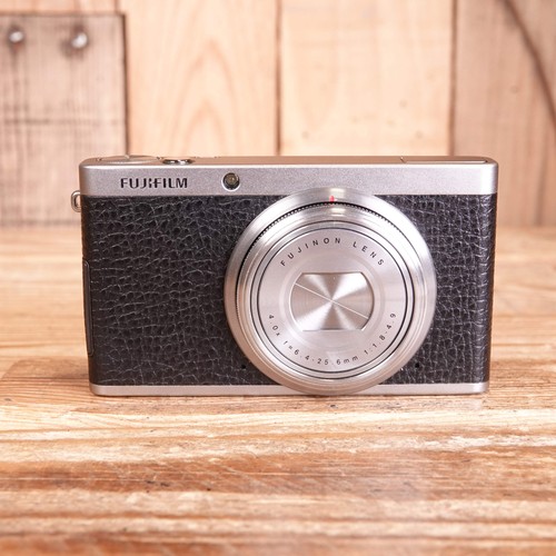Faulty fujifilm xf1 compact - faulty,