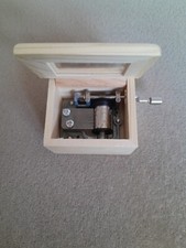 Music Box playing Swan Lake by