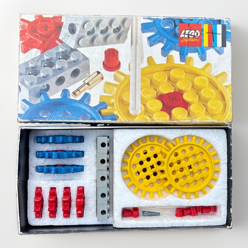 Vintage lego 802 gear - lego,