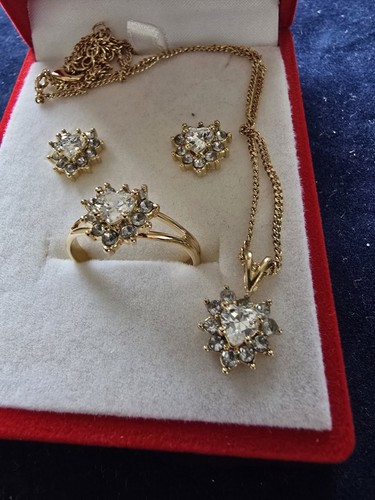 Necklace earings and ring - earings,