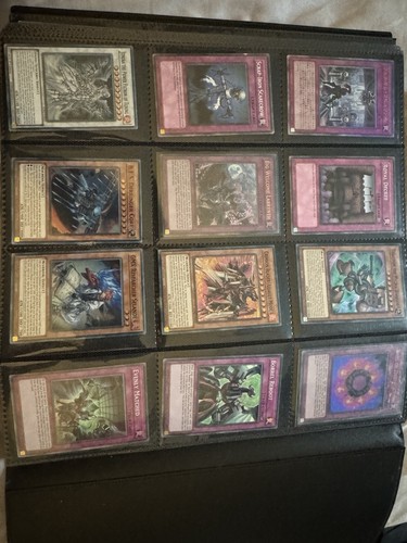 Binder collection - yu-gi-oh,