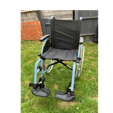 Tuni Manual Wheelchair