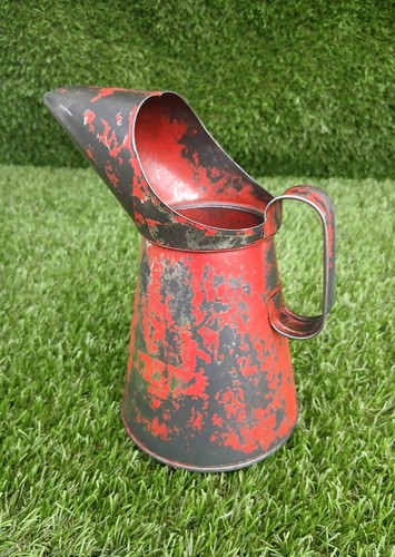 Vintage litre red metal - litre, oil