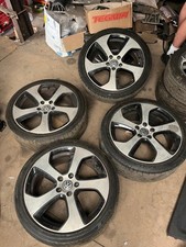 18” Genuine Golf GTI Austin alloys, no cracks, welds or buckles.