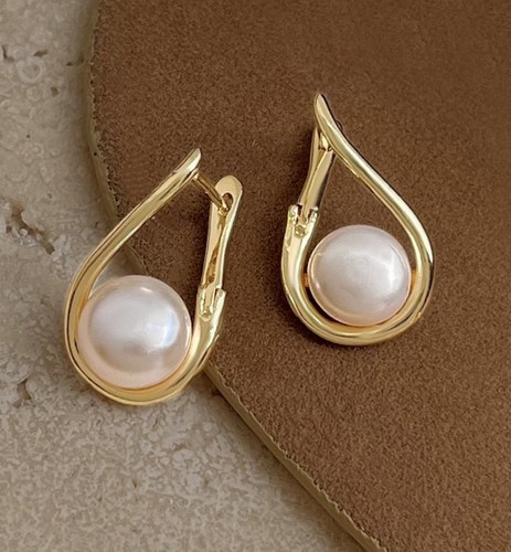 14ct real freshwater pearl - real,